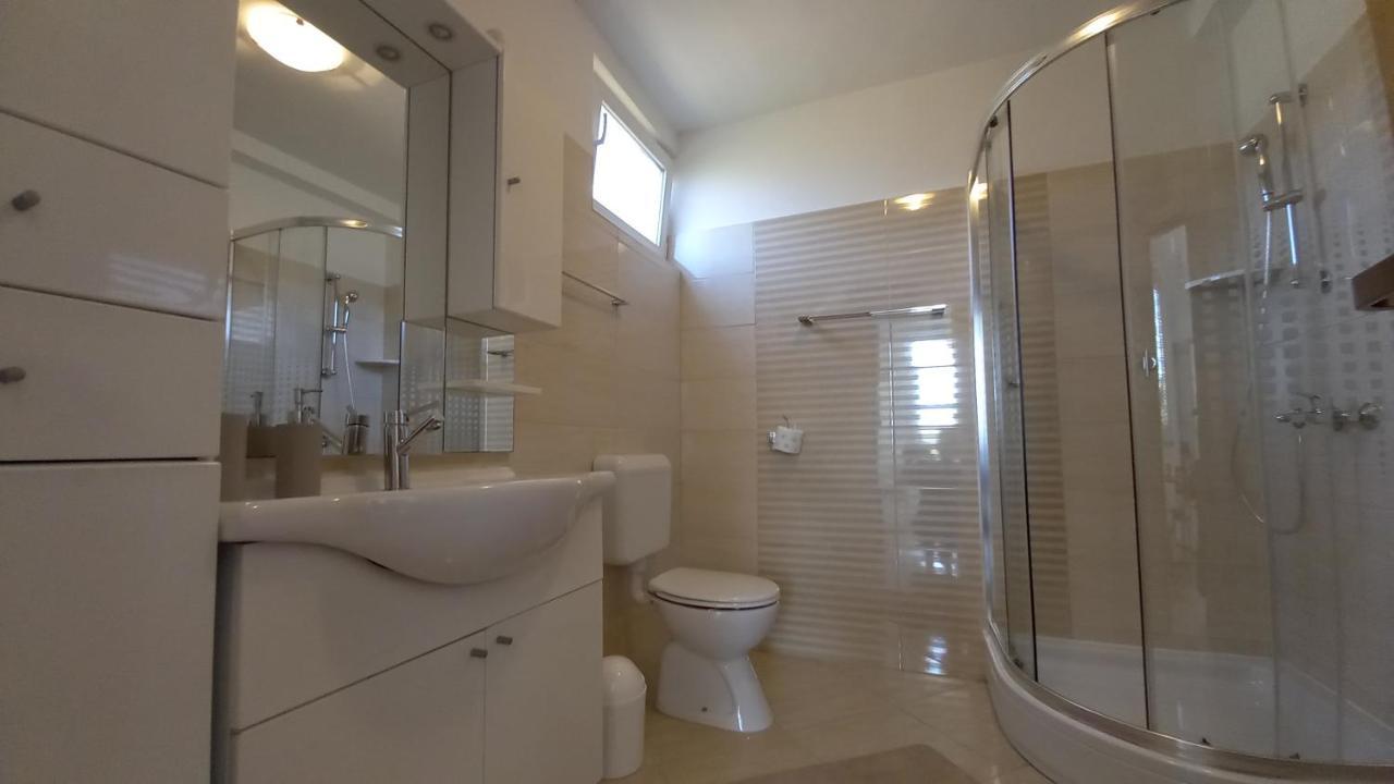Apartman Martina Zadar Exteriör bild