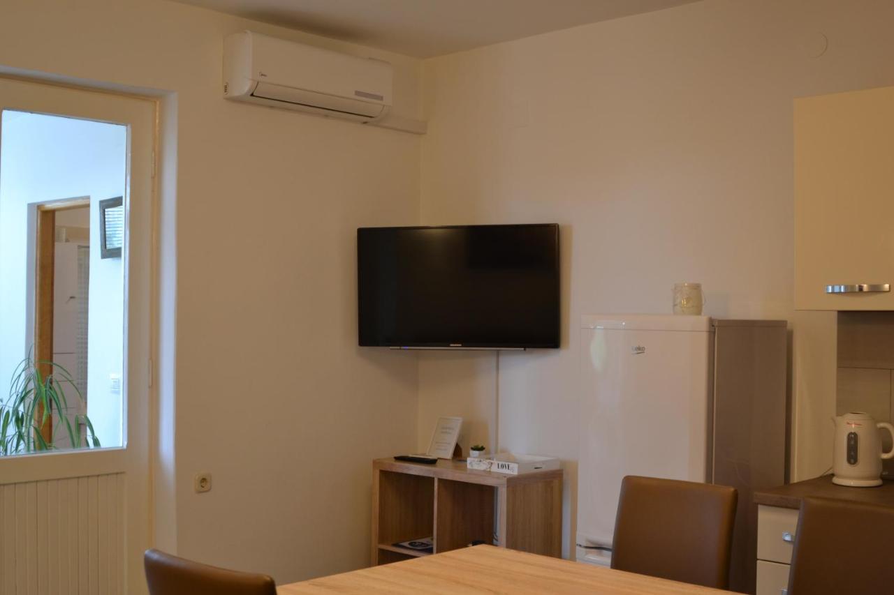 Apartman Martina Zadar Exteriör bild