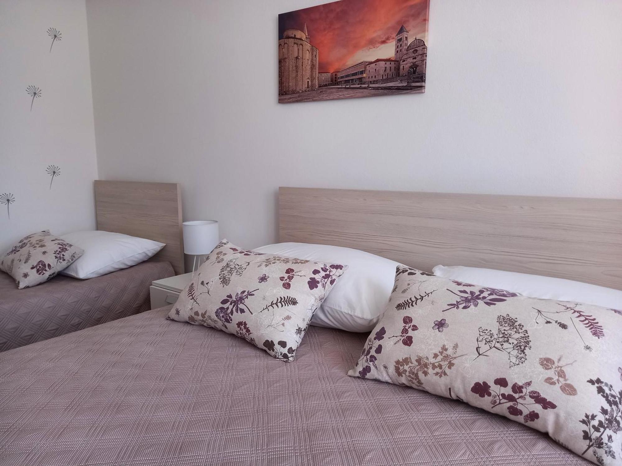 Apartman Martina Zadar Exteriör bild